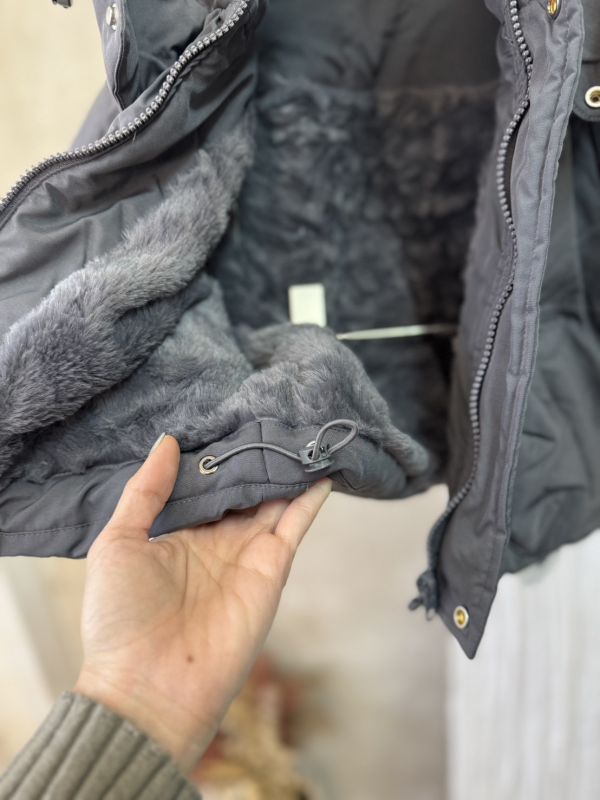 簡約連帽加厚防風外套 