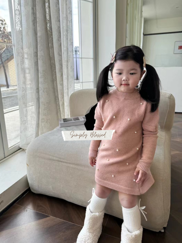 必帶款特色袖套珍珠公主袖針織連身裙 