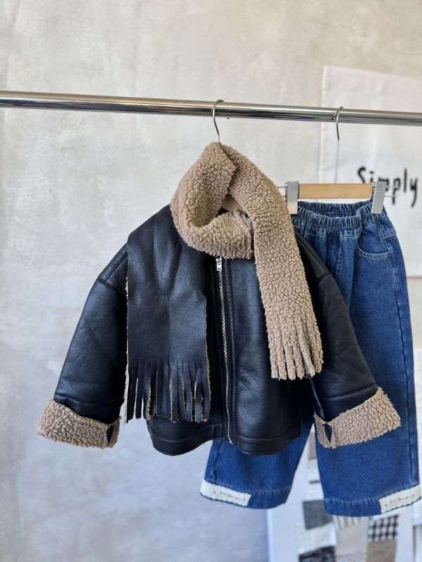 凹造型皮拉鍊內刷毛圓領外套(含同款皮圍巾) 