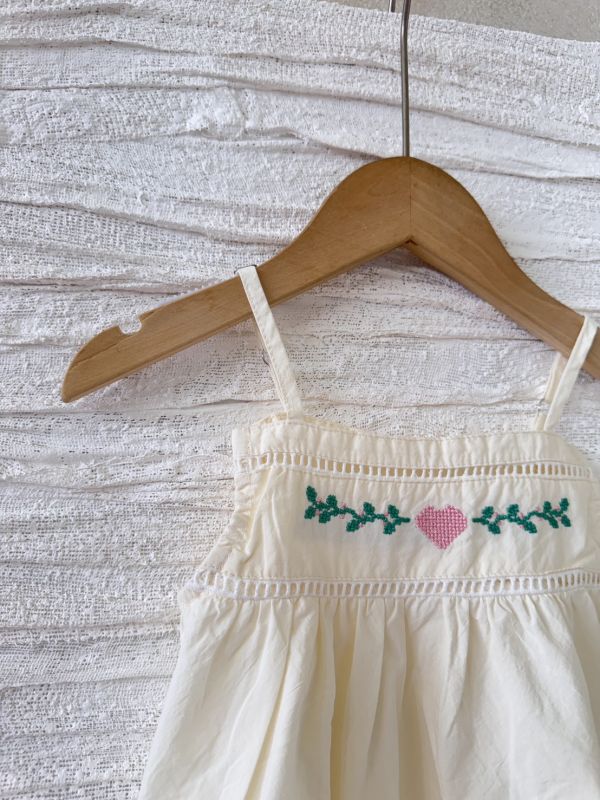 刺繡甜美肩帶可調節背心 