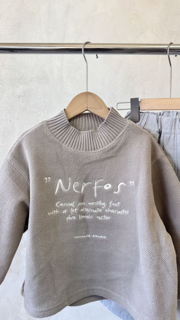 字母刺繡毛圈上衣 