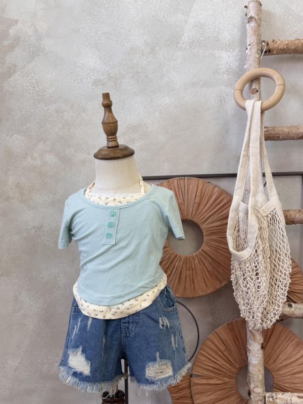 辣辣個性刷破抽鬚短褲 