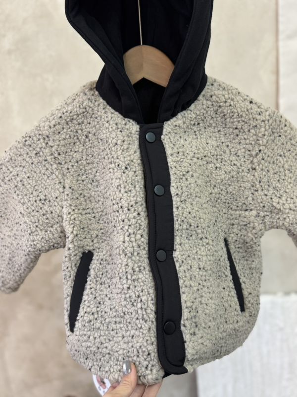 異材質拼接日系毛毛連帽外套 