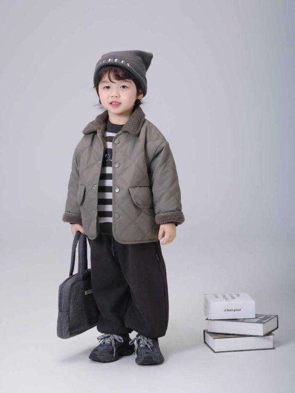 雙面穿！日系質感鋪棉保暖外套 