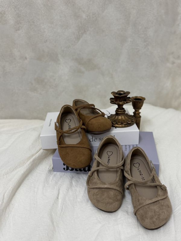 預購-不規則繫帶麂皮絨面無娃娃鞋 