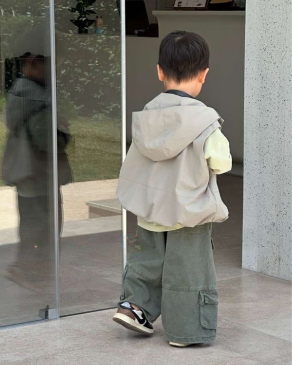 酷酷的咖綠刷色工裝長褲 