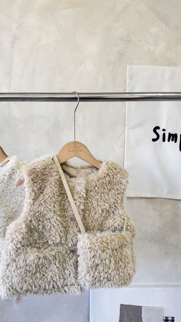 可愛毛毛背心(含同款包包) 