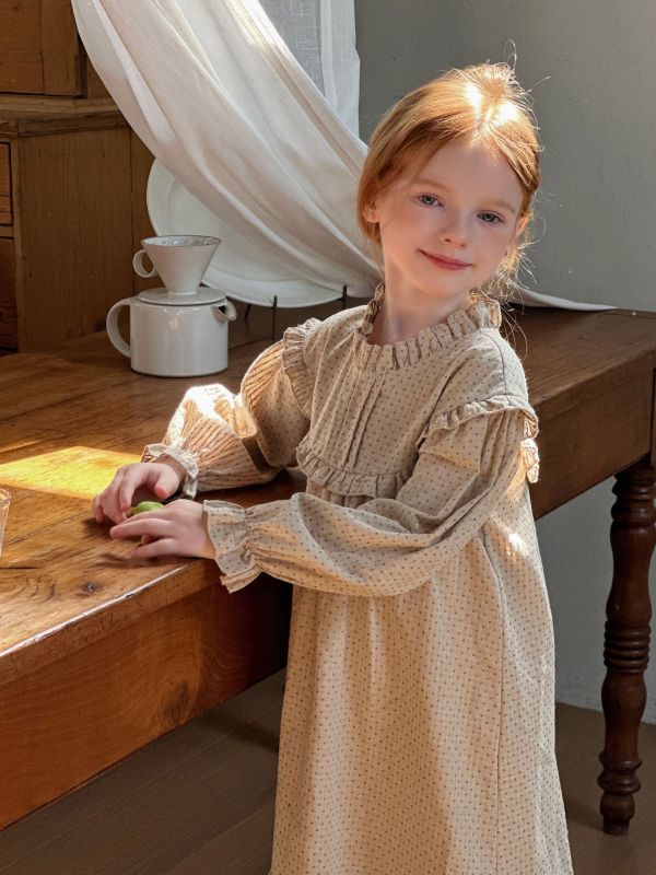 森系刺繡點點花邊氣質連身裙 