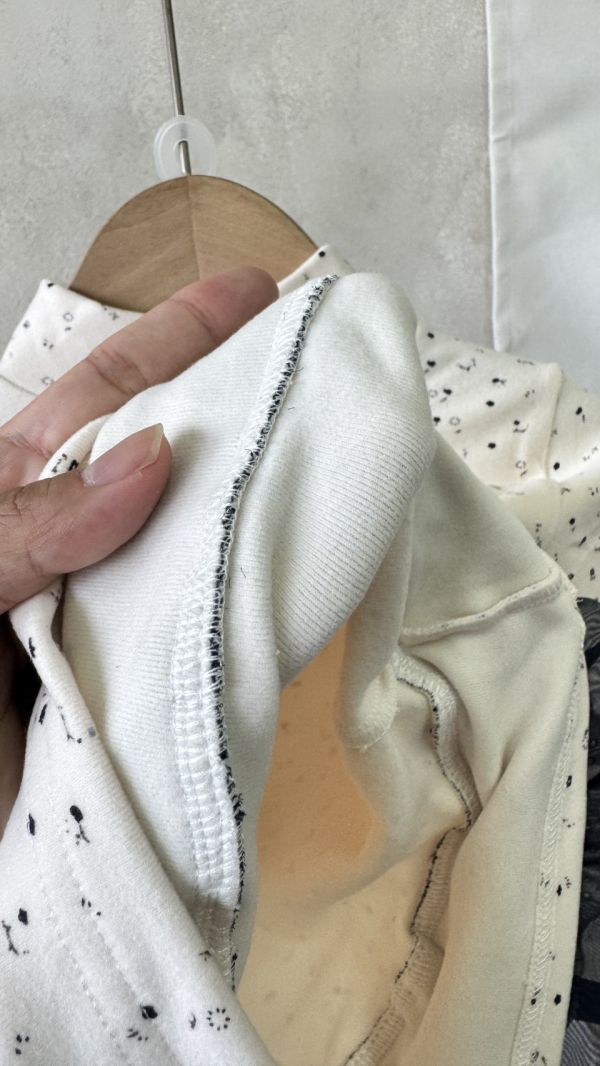 有夠Ｑ！碎花拼接雙層荷葉邊磨毛上衣 