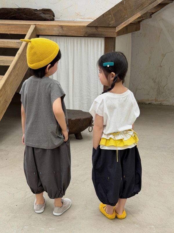 無性別百搭結構不收邊背心 