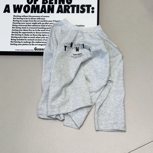 品牌印花花灰上衣 