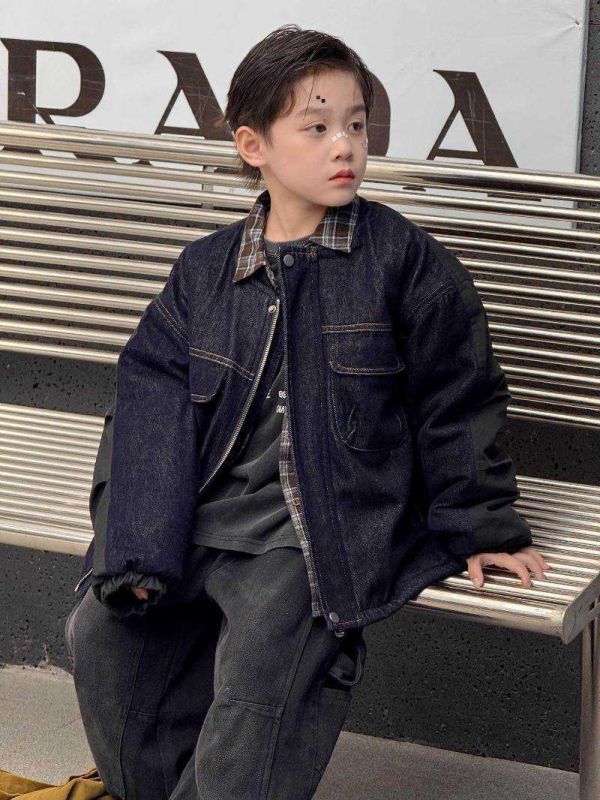 推推帥爆！異材質拼接牛仔夾棉棒球外套 