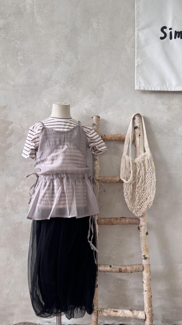 美死！韓妞疊穿吊帶荷葉邊長版背心 