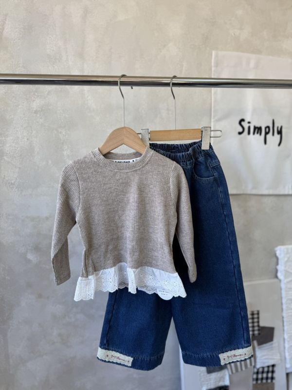 Oni蕾絲花邊卡其鉤花上衣 