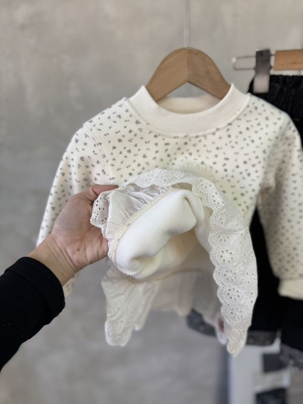 碎花薄絨花邊上衣 