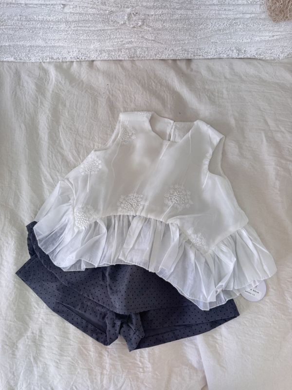 氣質傘擺刺繡娃娃背心 