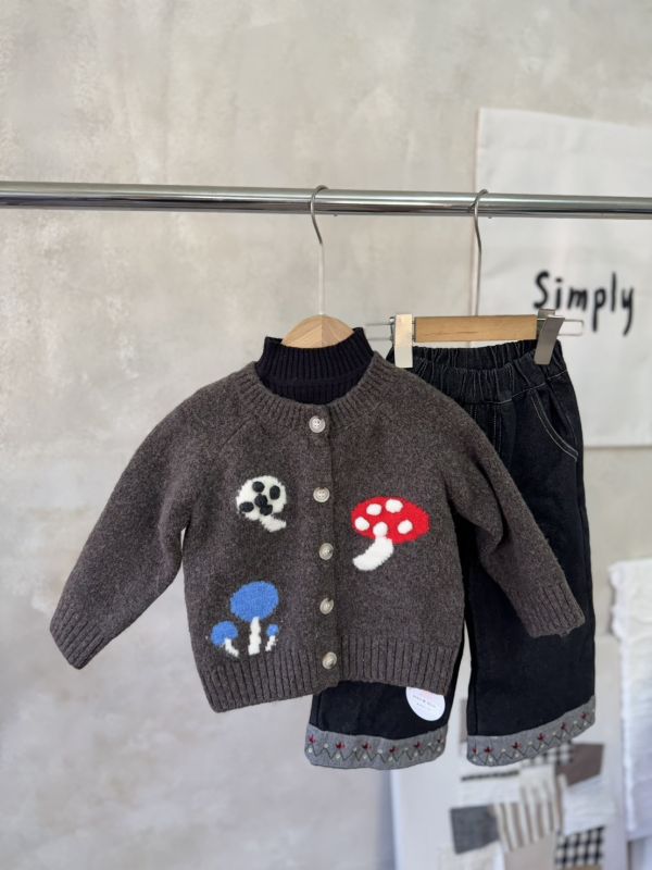 北歐採蘑菇趣針織外套 