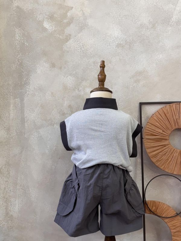 立領撞色滾邊坑條背心 