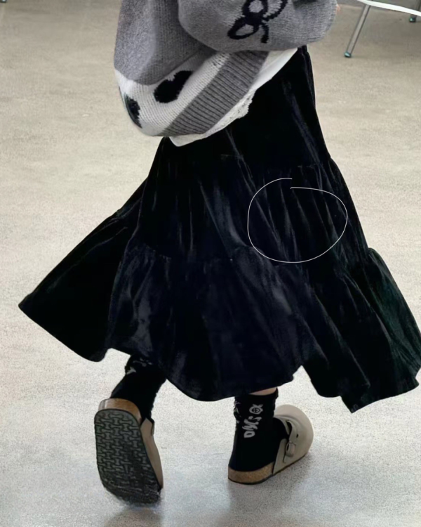 百搭絲絨半身裙 