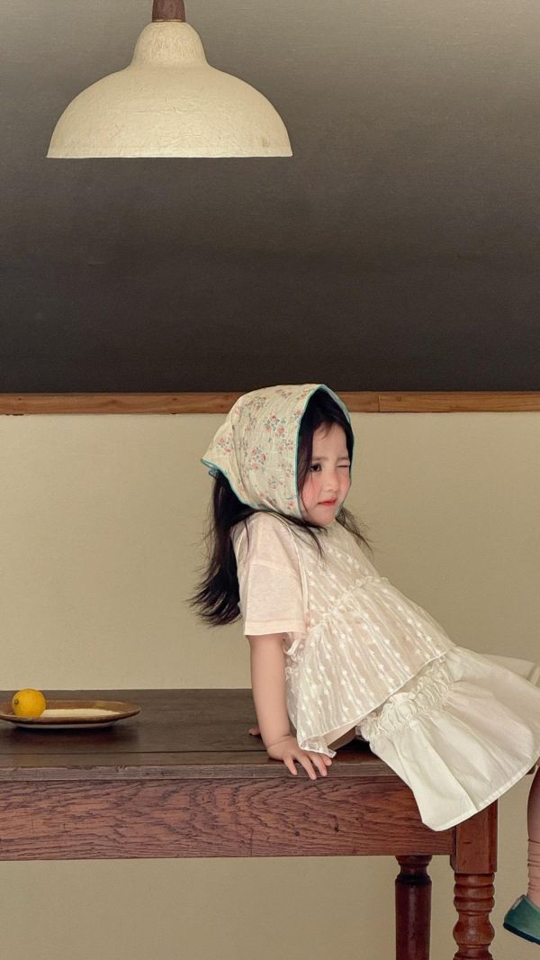 甜美紗紗小吊帶上衣兩件套 