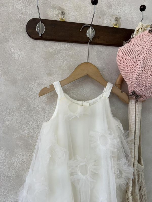 仙女的立體花花紗紗洋裝 