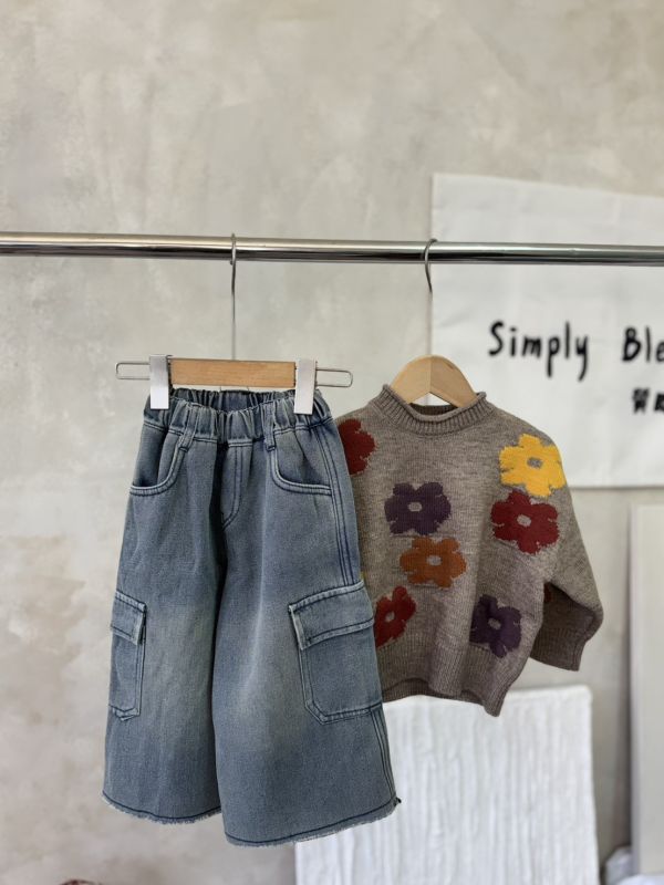 手足同款！日系花朵針織上衣 