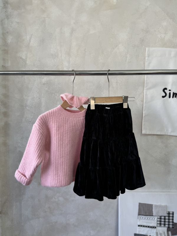 百搭絲絨半身裙 