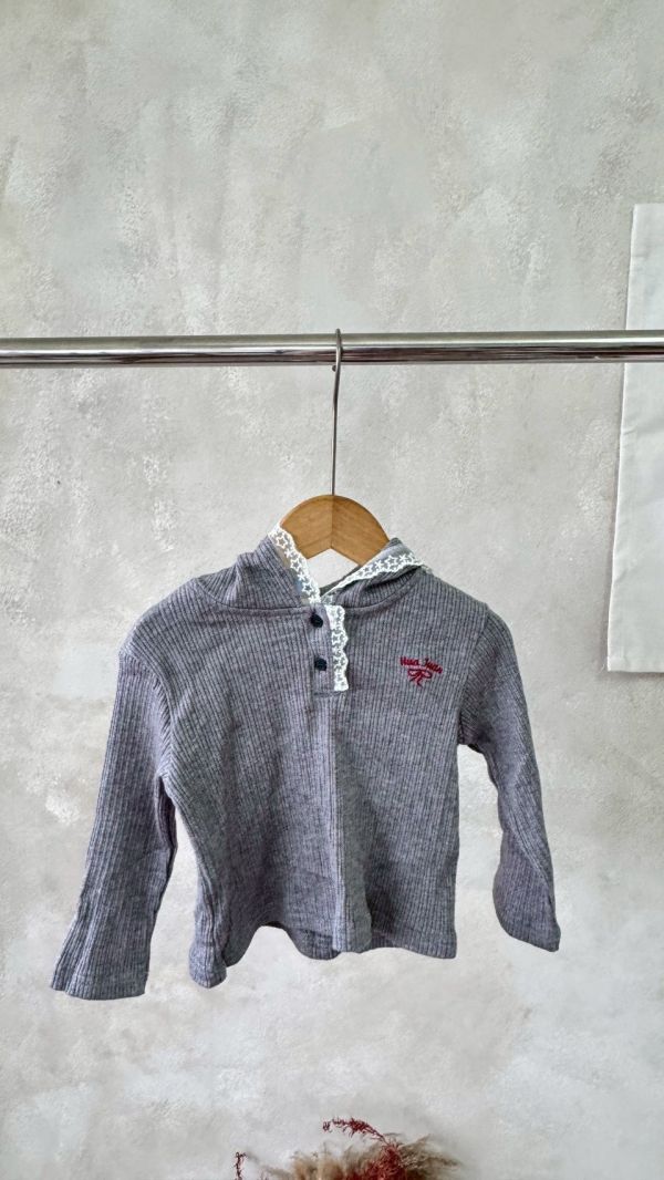 溫柔系蕾絲連帽開釦上衣 