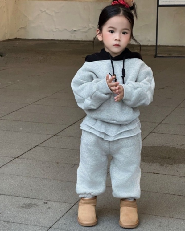 撞色連帽大學T/荷葉邊長褲休閒刷毛套裝 