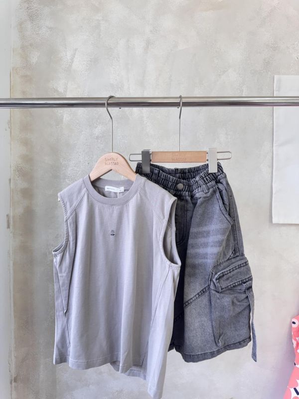 男孩的結構設計背心 