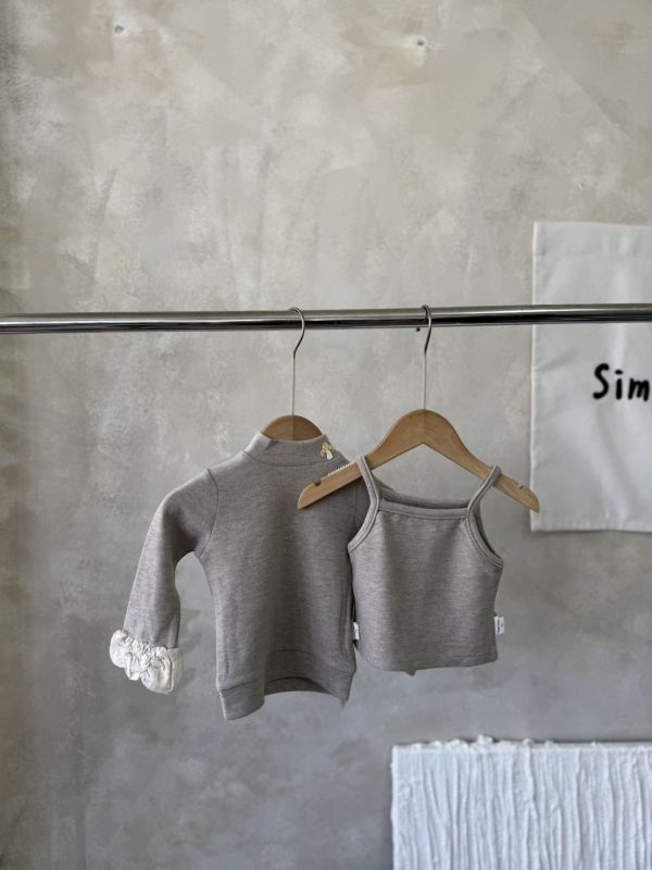 溫柔系兩件套內搭上衣/吊帶背心套裝 