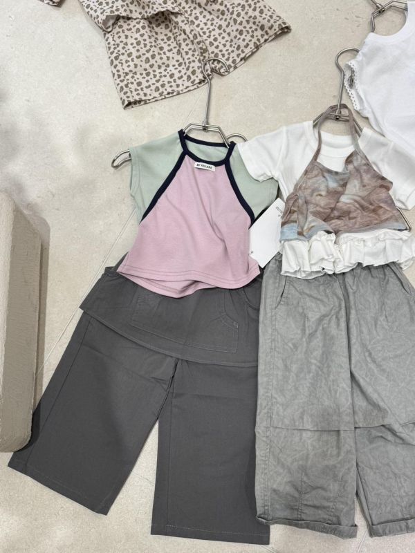 挺版時髦屁簾褲 