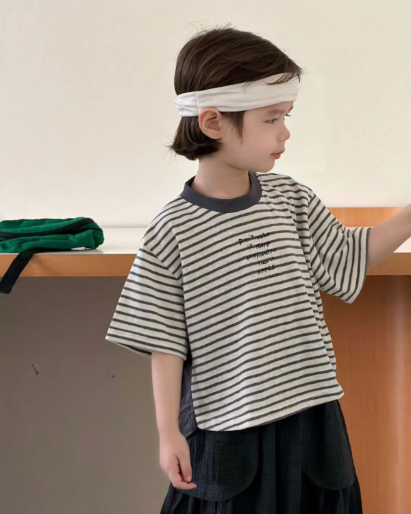 異材質拼接設計日系條紋短T 