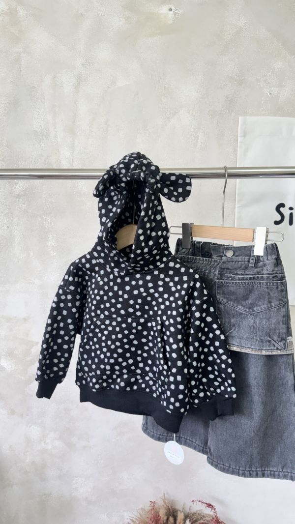 日系立體耳朵點點加絨口袋上衣(版型偏小請帶大) 