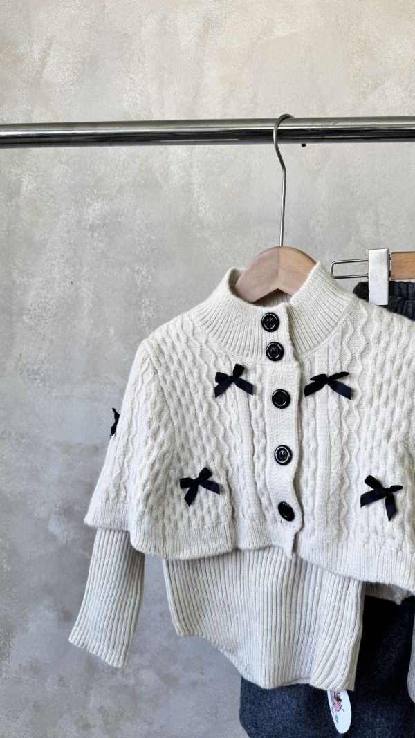 兩件套！蝴蝶結麻花披肩坑條針織上衣套裝 