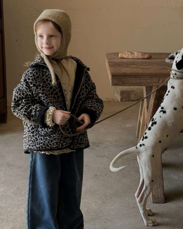 質感超好！皮滾邊拉鍊豹紋外套 