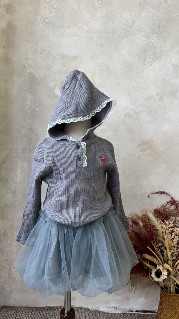 溫柔系蕾絲連帽開釦上衣 