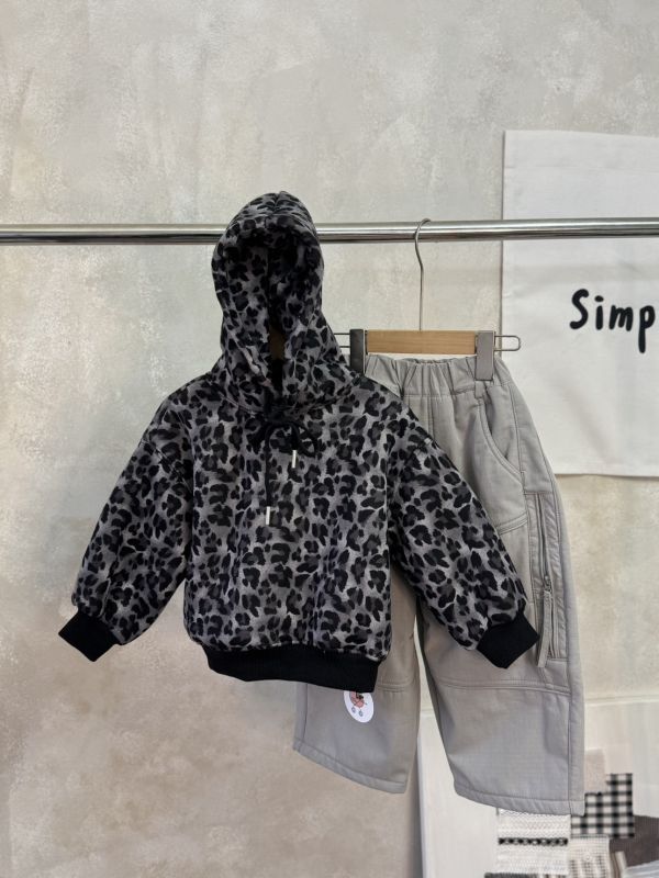 豹紋連帽刷毛上衣(版偏小可帶大) 