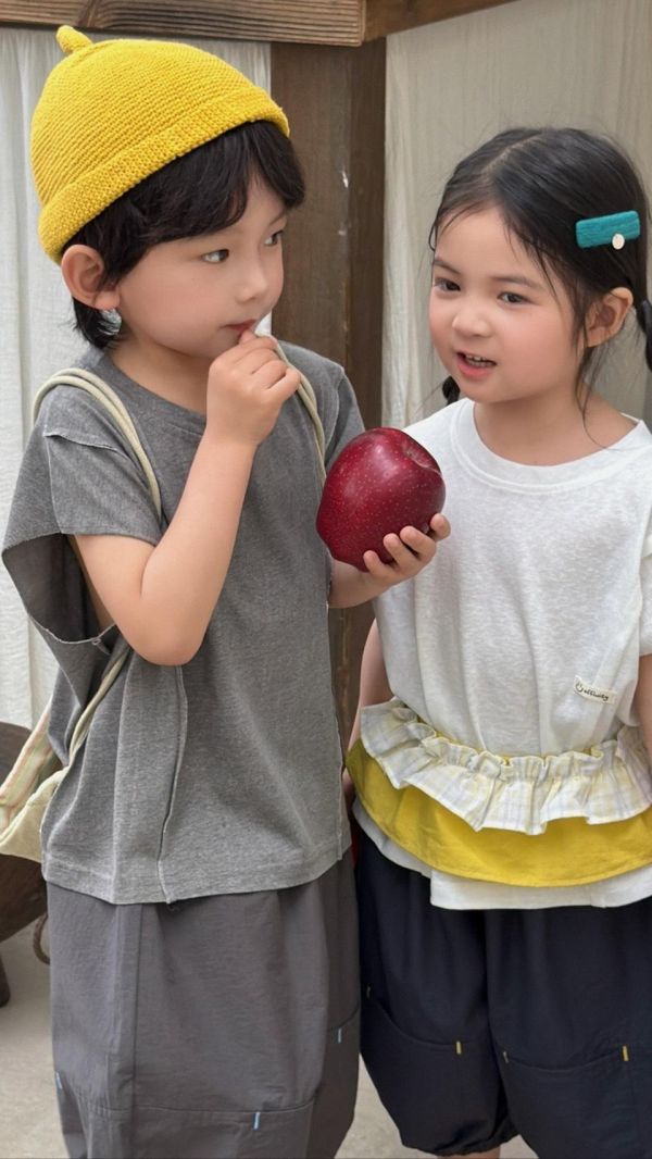 無性別百搭結構不收邊背心 