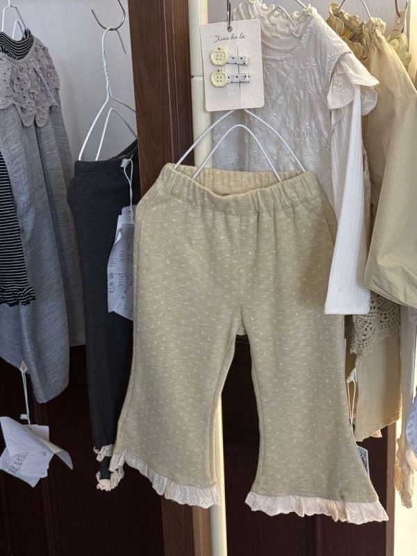 春夏款！碎花蕾絲花邊薄微喇叭長褲 