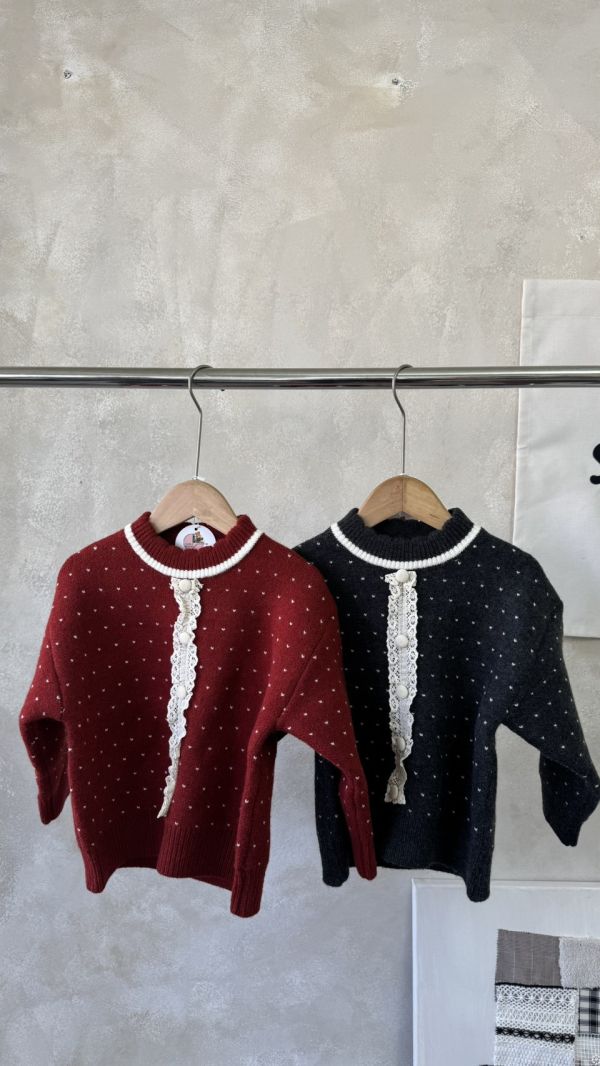 愛心蕾絲鉤花針織上衣(版型偏合身可帶大一號) 