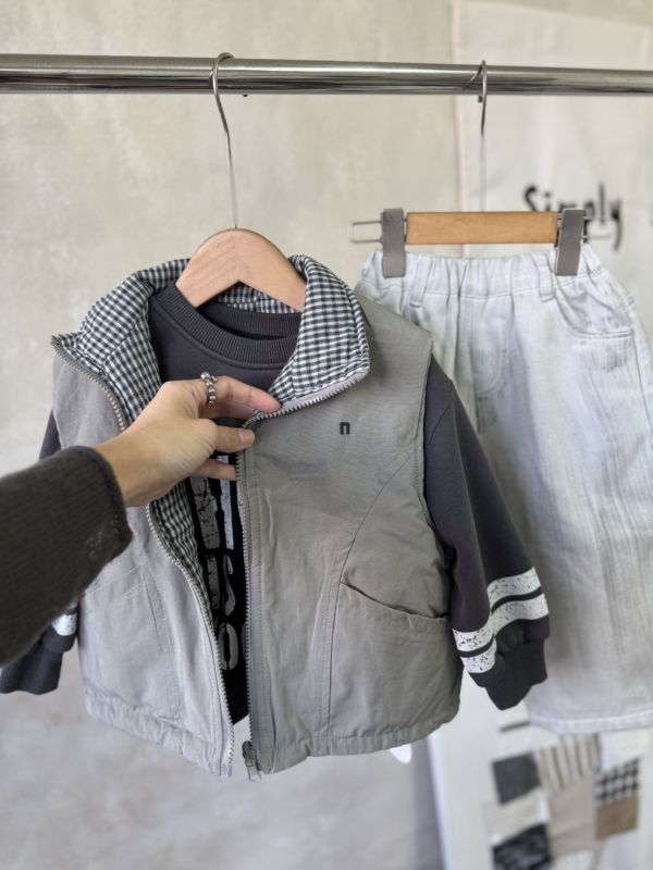 雙面穿！格紋素色百搭夾棉口袋背心 