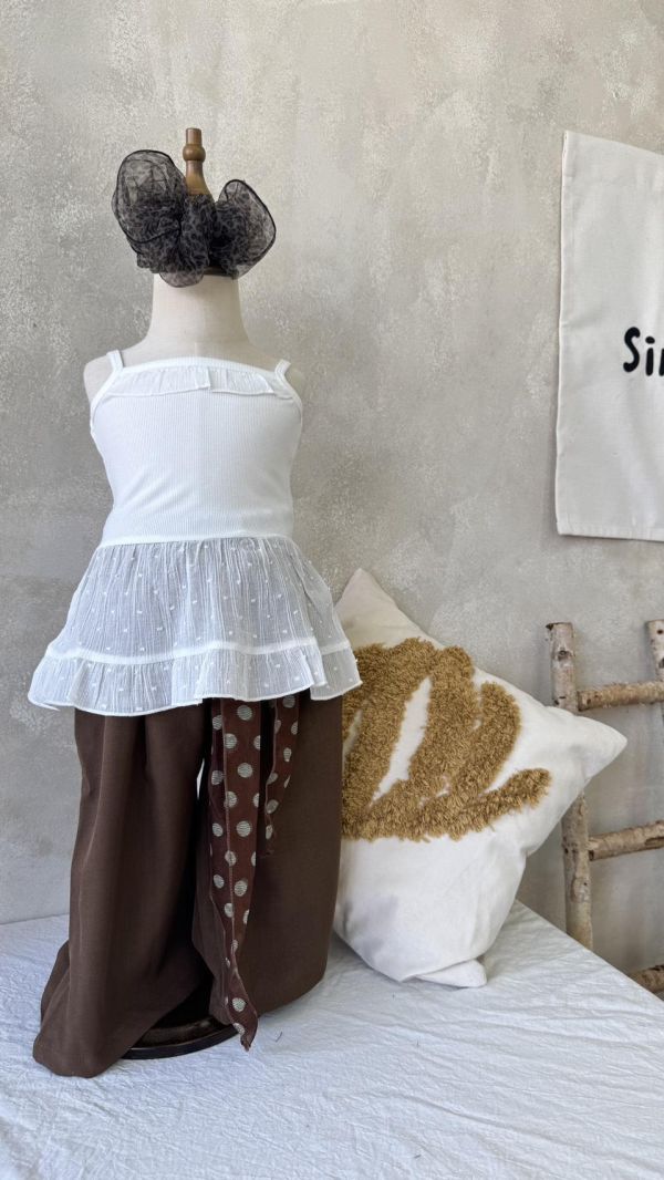 韓妞疊搭必備花邊吊帶背心 