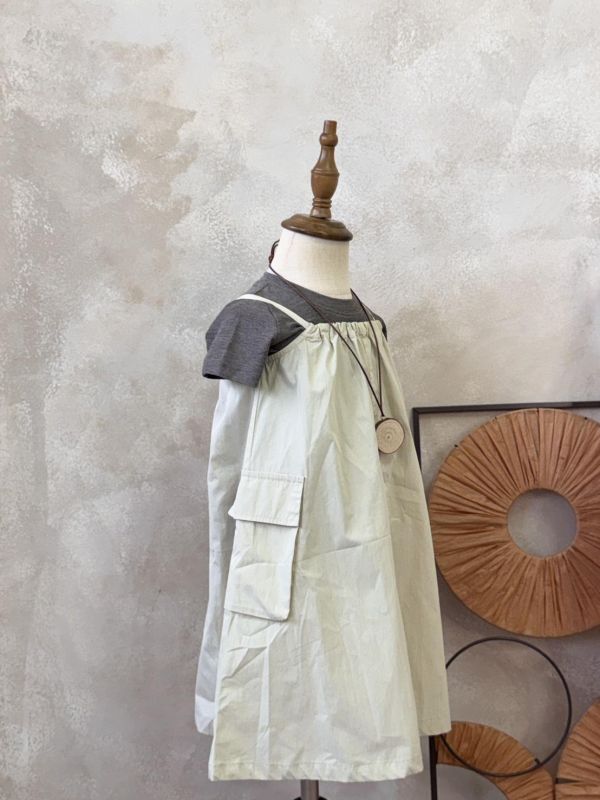 時髦甜酷工裝細肩連身裙(肩帶可調節) 