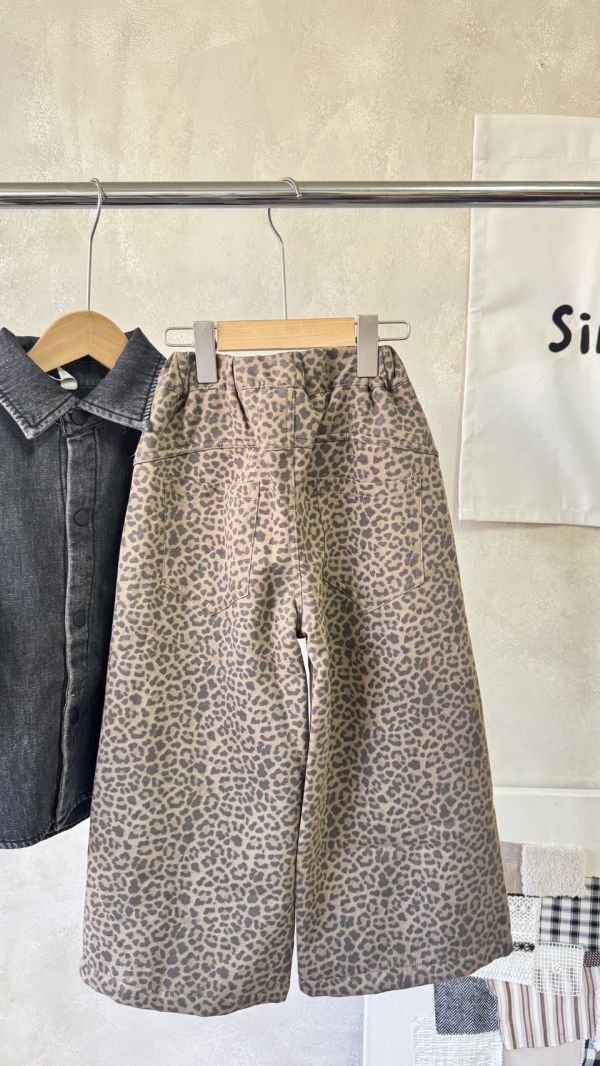 豹紋加絨直筒褲(版偏大) 
