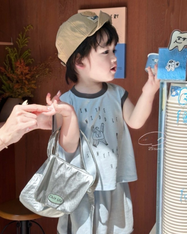 塗鴉純棉休閒滾邊套裝 