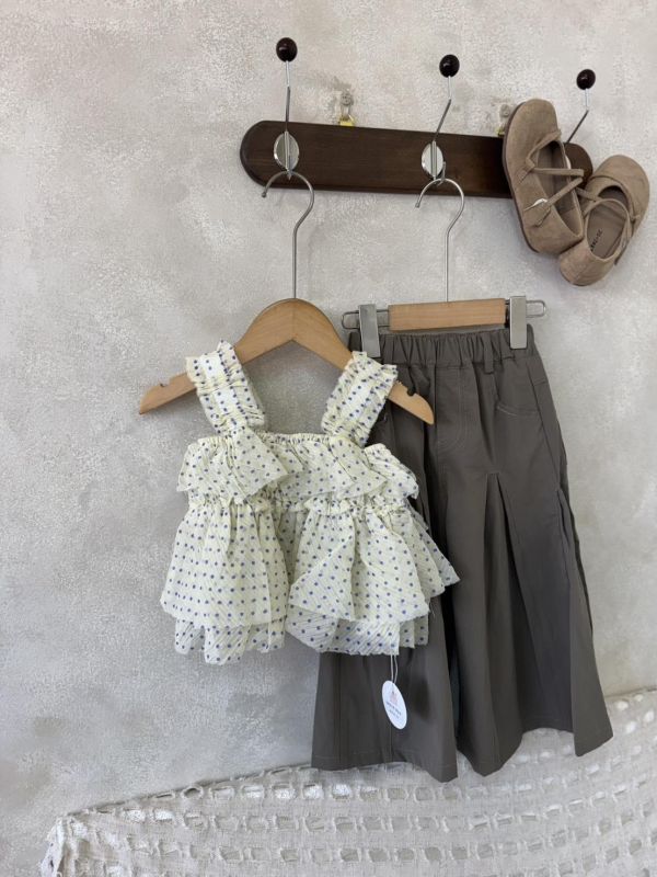 海島風渡假波點背心 