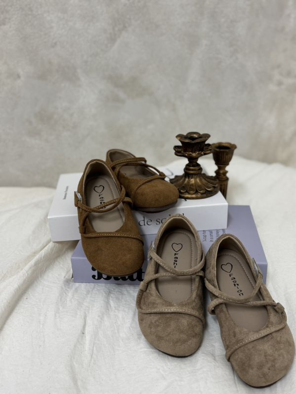 預購-不規則繫帶麂皮絨面無娃娃鞋 