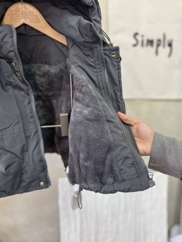 簡約連帽加厚防風外套 