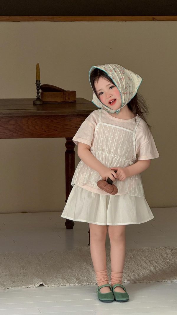 甜美紗紗小吊帶上衣兩件套 